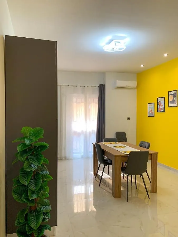 Griseo - Sicily Holiday House Misterbianco 0*,  Italia